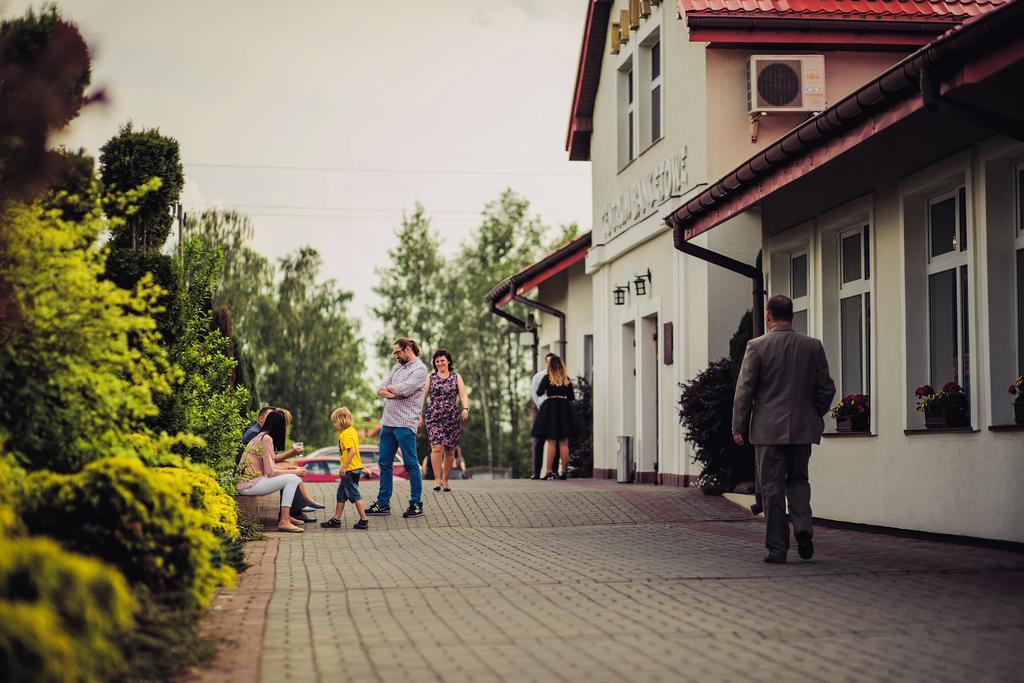 Bed and Breakfast Laura à Bełchatów Extérieur photo